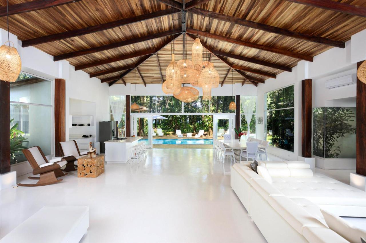 Gigi Brown Villa Frida Beachfront Puerto Viejo de Talamanca Eksteriør billede