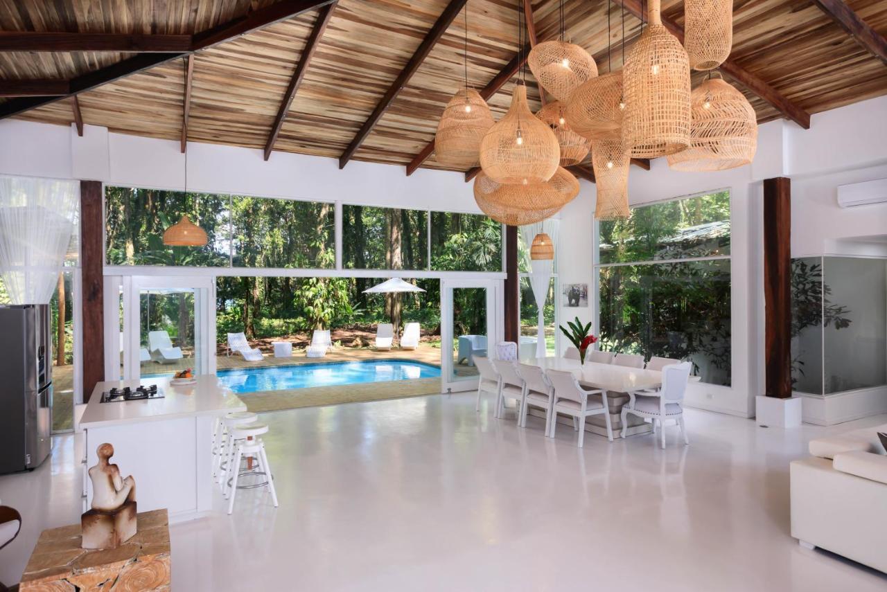 Gigi Brown Villa Frida Beachfront Puerto Viejo de Talamanca Eksteriør billede